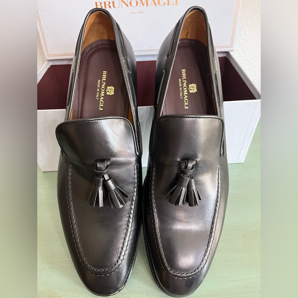 Bruno Magli men’s shoes, size 13, never worn